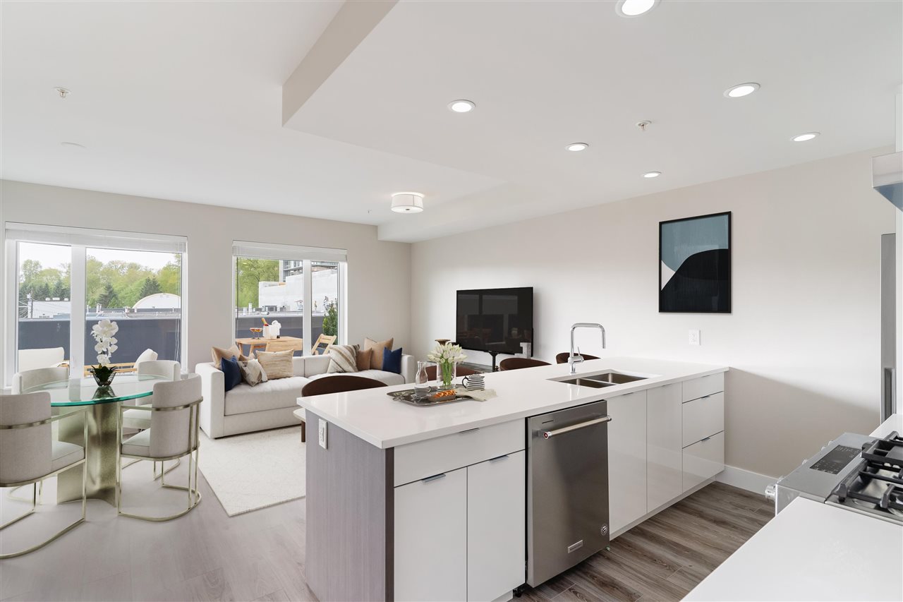 213-1496 Charlotte Road, North Vancouver, BC, V7J 0C9