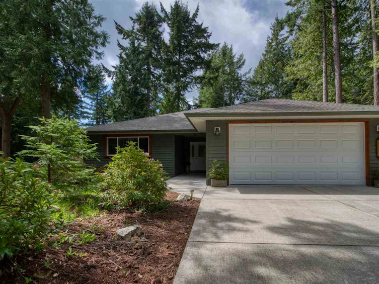 6164 Coracle Drive, Sechelt, BC, V0N 3A4