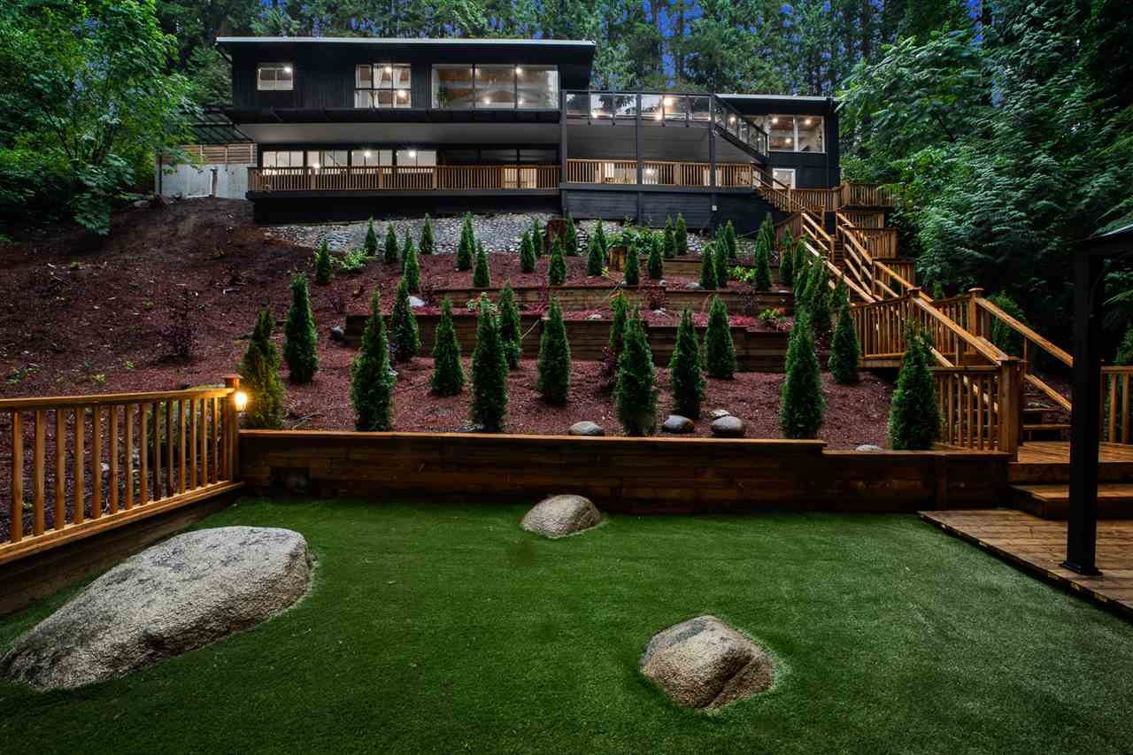 530 Hadden Drive, West Vancouver, BC, V7S 1G7