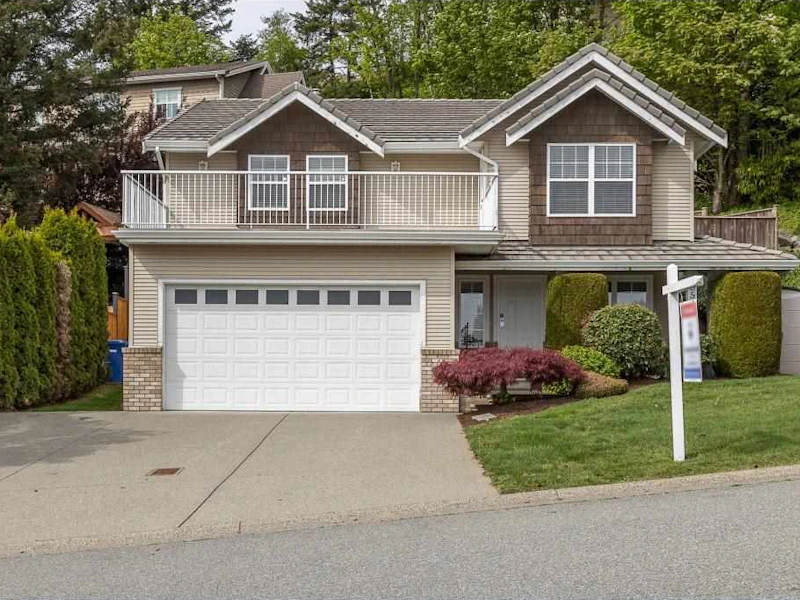 35711 Canterbury Avenue, Abbotsford BC V3G 1G2