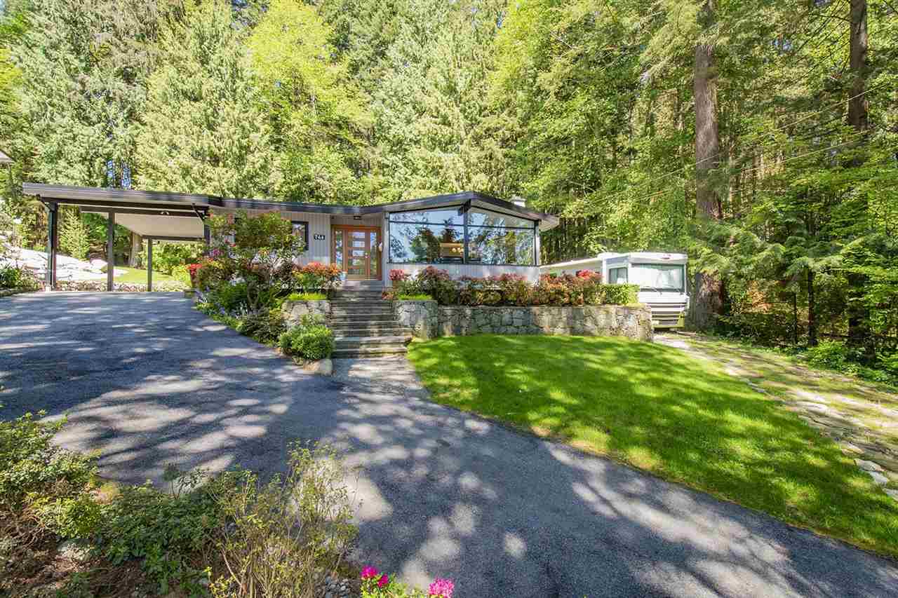 746 E St. James Road, North Vancouver, BC, V7K 1H1