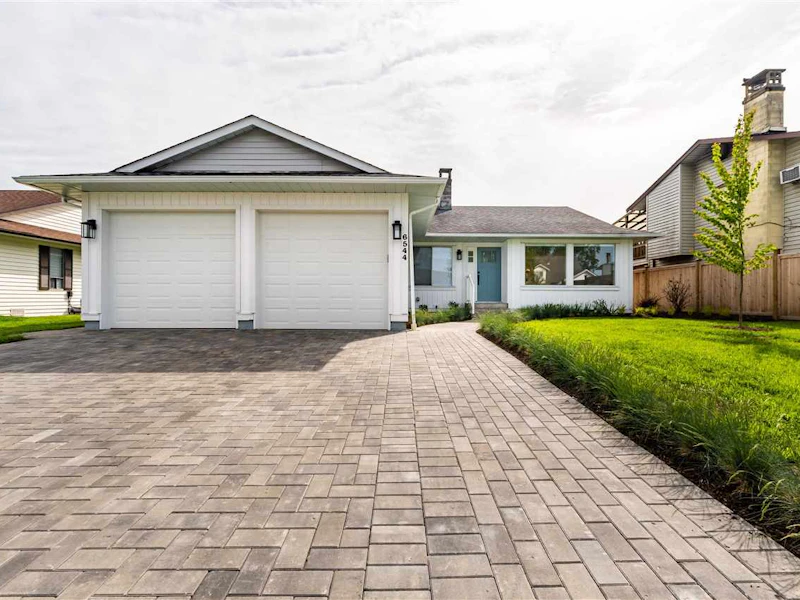 6544 Swanson Street, Chilliwack BC V2R 1R2
