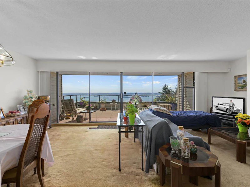 22 - 2235 Folkestone Way, West Vancouver BC V7S 2Y6