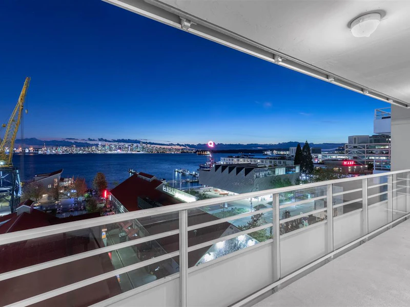 501 - 133 E Esplanade Street, North Vancouver BC V7L 1A1