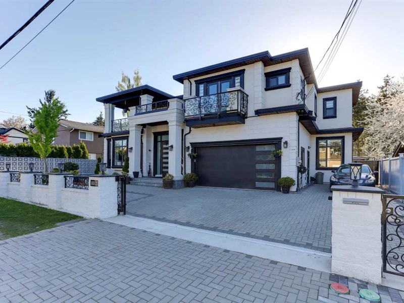 8313 109b Street, Delta BC V4C 4H2