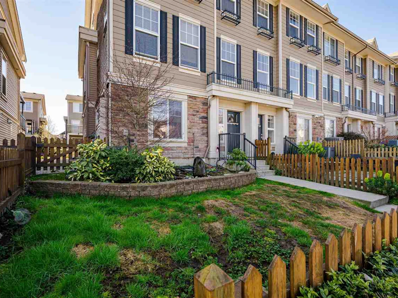 21150 80a Avenue, Langley BC V2Y 0K3