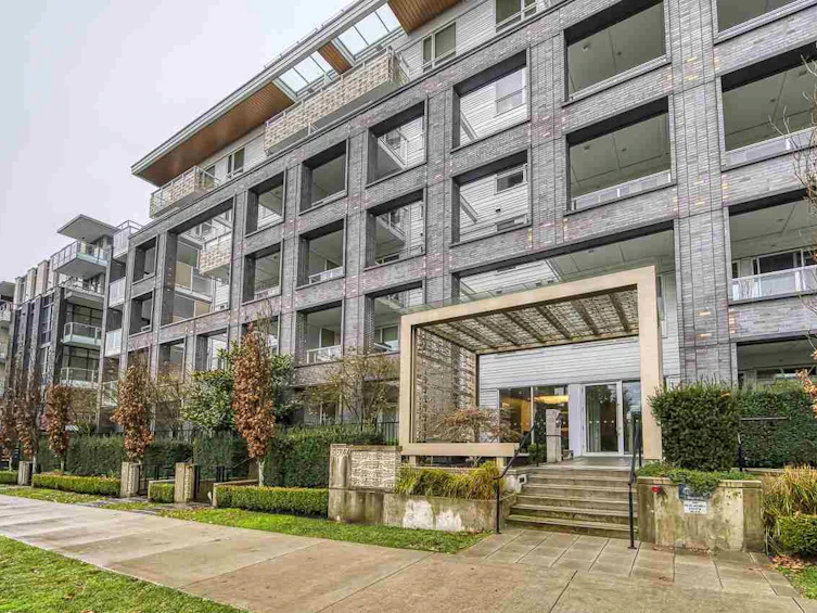 203-6677 Cambie Street, Vancouver, BC, V6P 0E6