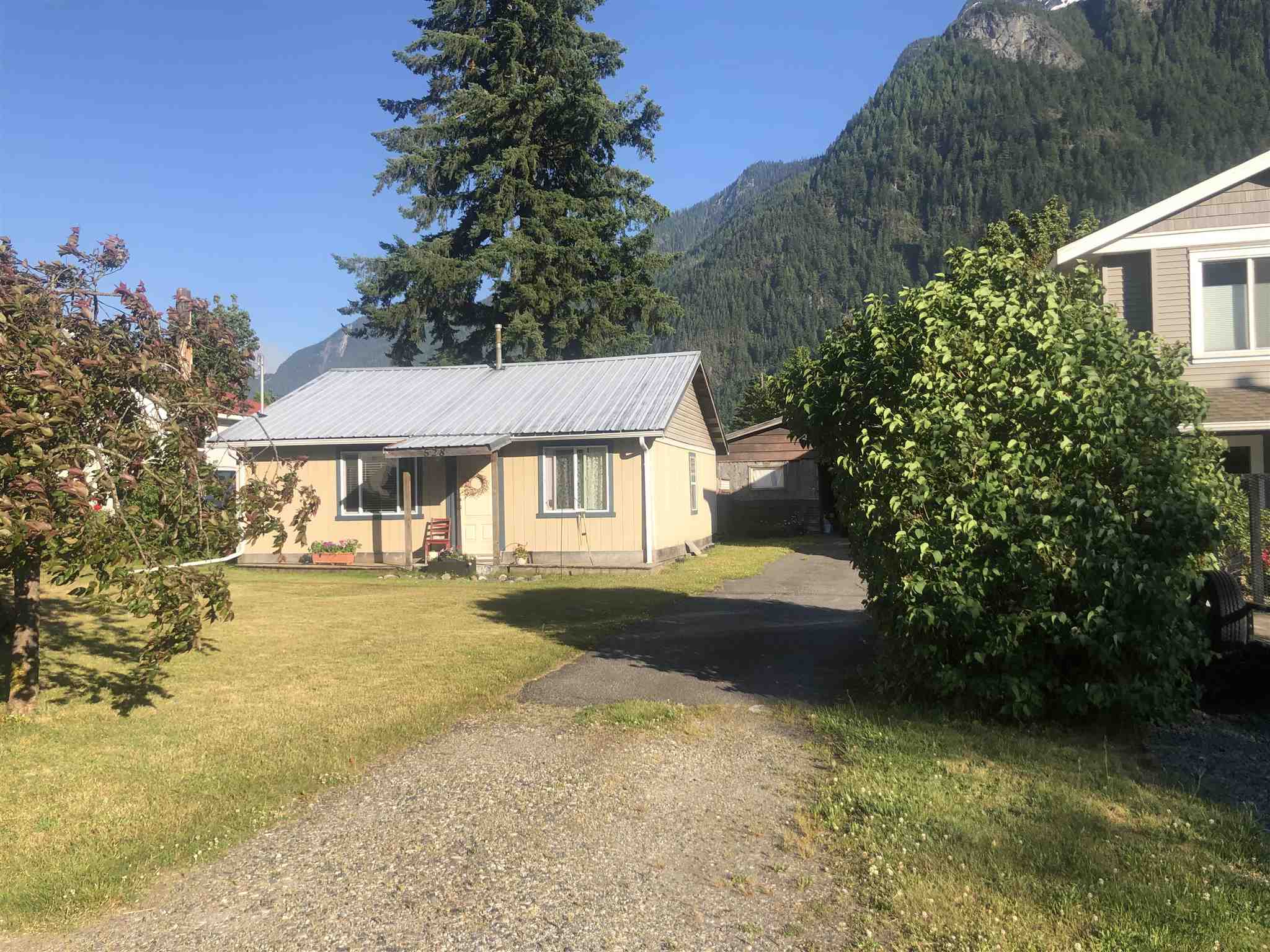 528 Fort Street, Hope, BC, V0X 1L4