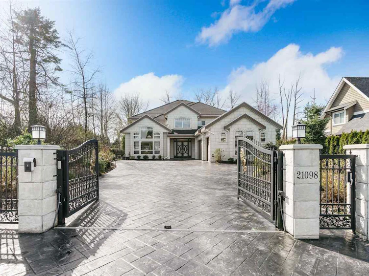 21098 85 Avenue, Langley, BC, V1M 2M4