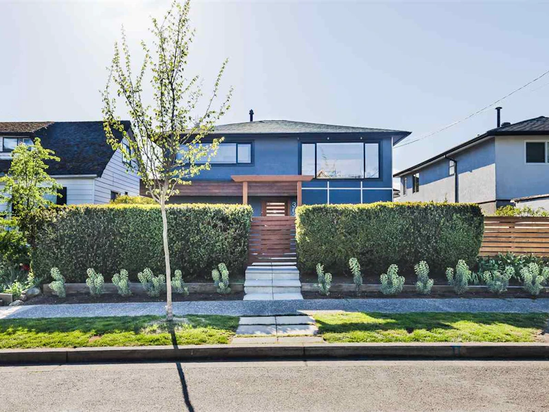 3631 St. Catherines Street, Vancouver BC V5V 4L2