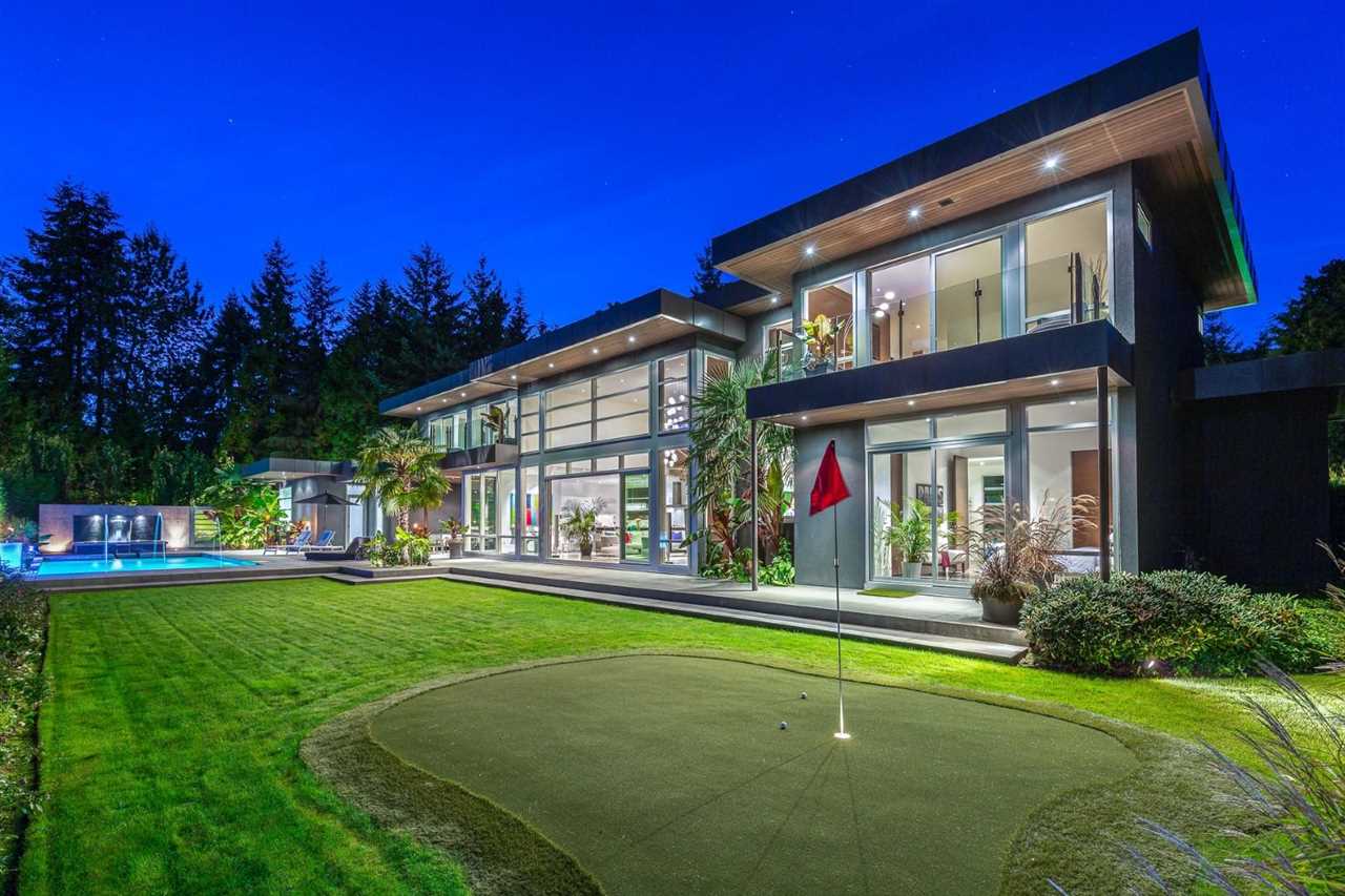 730 Southborough Drive, West Vancouver, BC, V7S 1M8