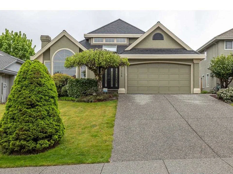 17156 102nd Avenue, Surrey BC V4N 3L4