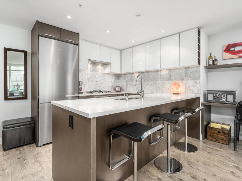 1306 - 110 Switchmen Street, Vancouver BC V6A 0C6