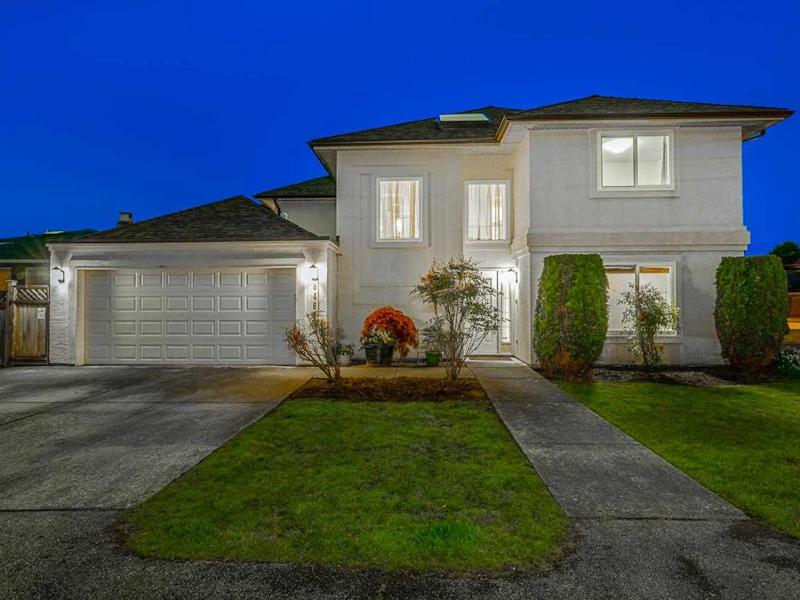 8460 Heather Street, Richmond BC V6Y 2R4