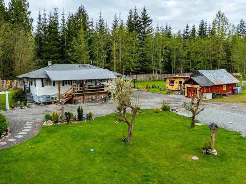 25085 124th Avenue, Maple Ridge BC V4R 1T6