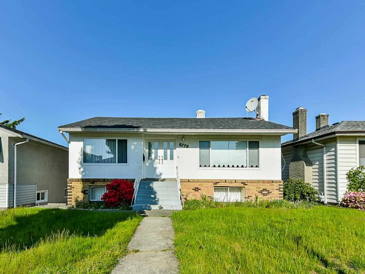 5779 Clarendon Street, Vancouver, BC, V5R 3K4