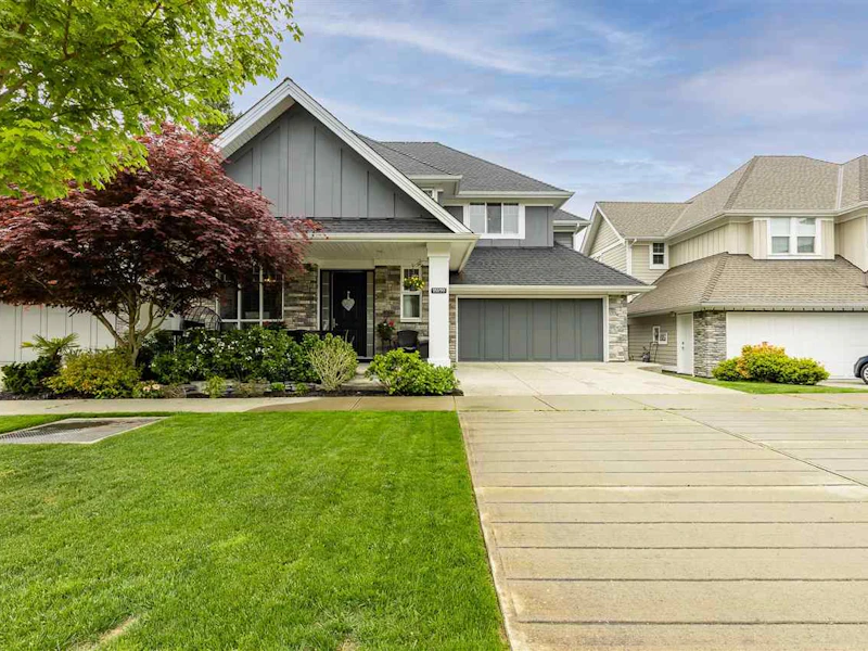 16159 28a Avenue, Surrey BC V3Z 3Y6