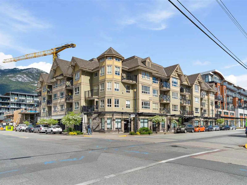 306 - 38003 Second Avenue, Squamish BC V8B 0C3