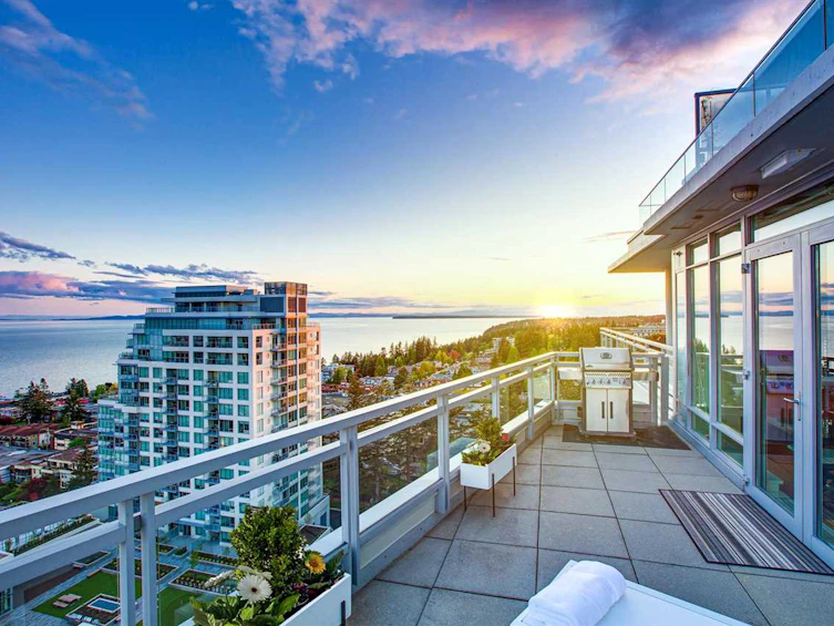 1601-1473 Johnston Road, Surrey, BC, V4B 0A2