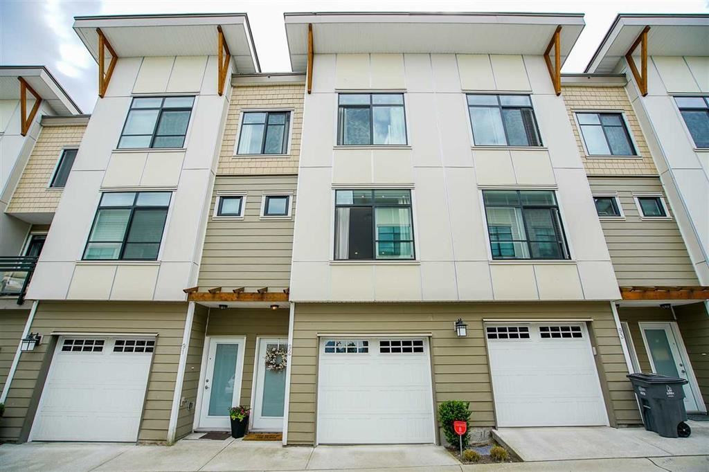 93-9989 E Barnston Drive, Surrey, BC, V4N 6N3