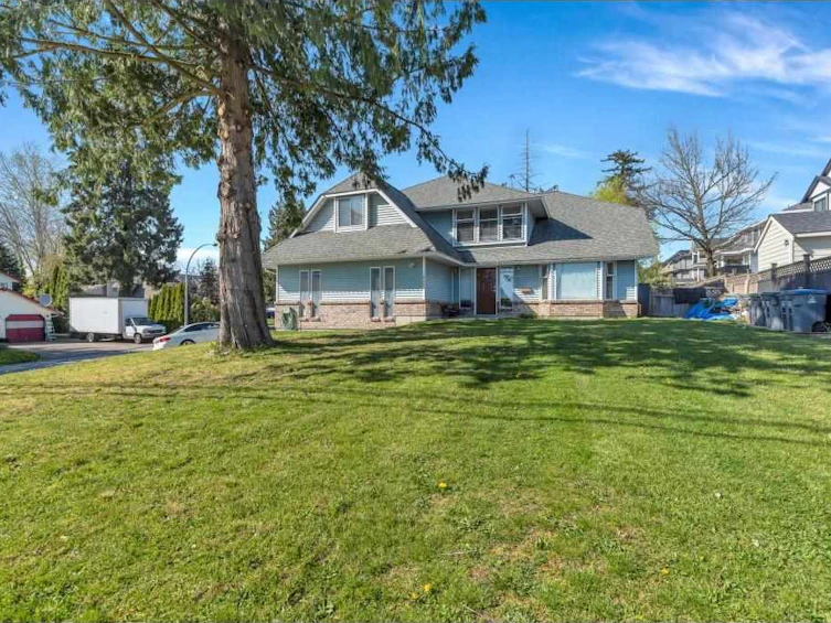 18063 60 Avenue, Surrey, BC, V3S 1V5