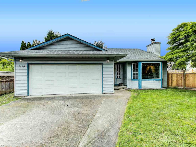 11699 202b Street, Maple Ridge BC V2X 0E2