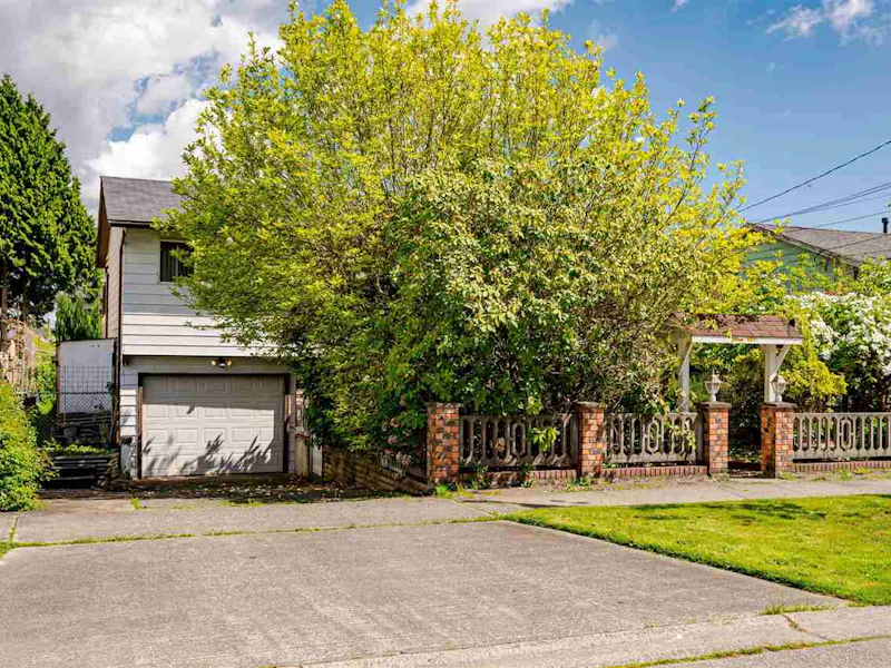 9044 123a Street, Surrey BC V3V 6K3