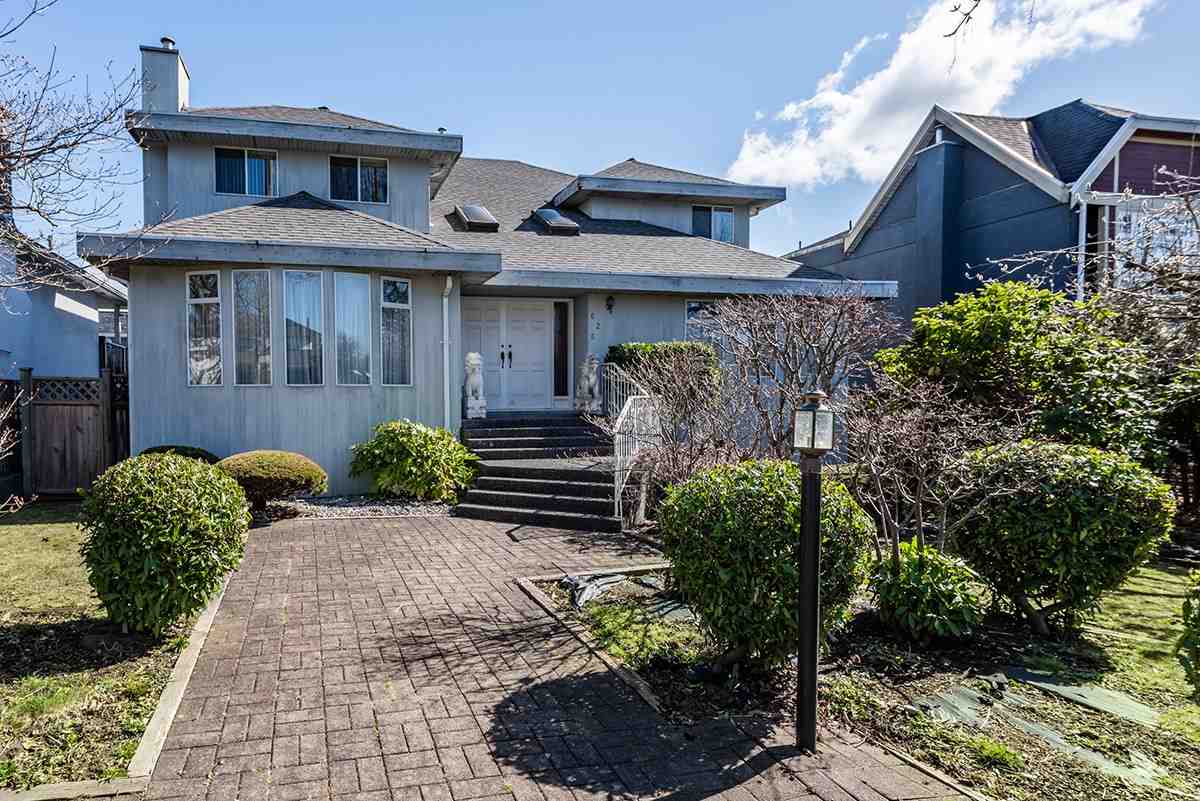 7626 Heather Street, Vancouver, BC, V6P 3R1