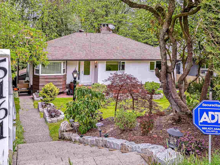 5161 Harbour View Road, Burnaby, BC, V5B 1C9