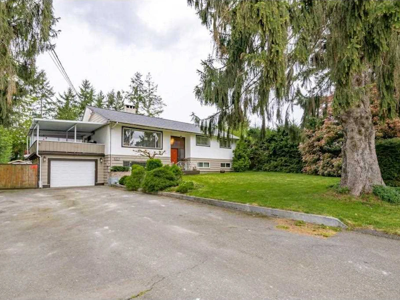 5851 172a Street, Surrey BC V3S 3Z9