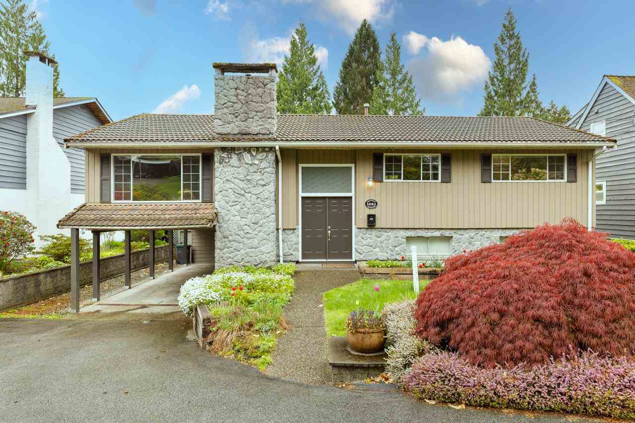 1061 Prospect Avenue, North Vancouver, BC, V7R 2M6