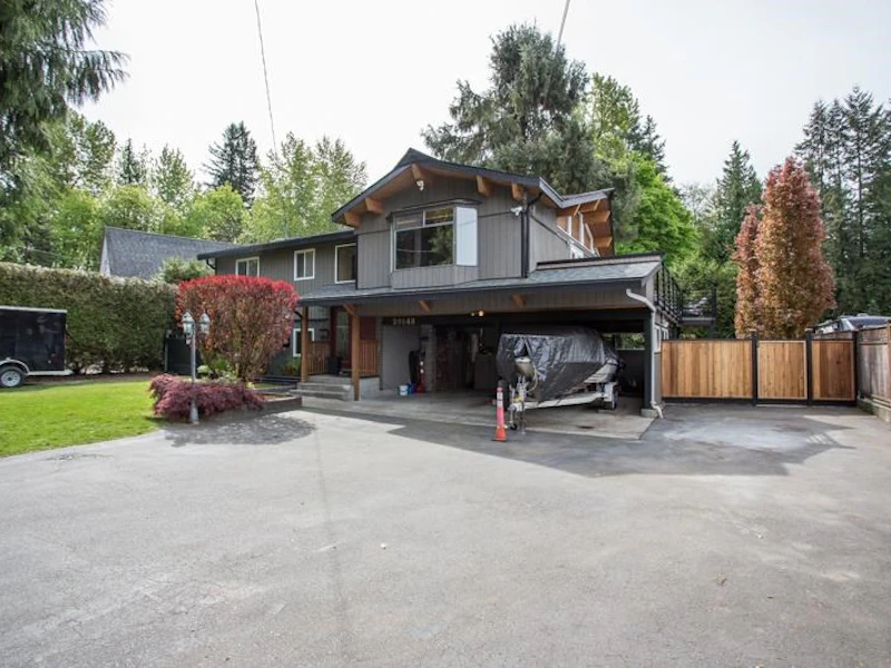 20648 Tyner Avenue, Maple Ridge BC V2X 3V7