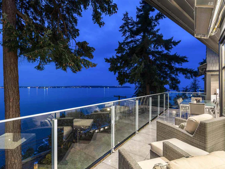3595 Sunset Lane, West Vancouver, BC, V7V 0A9