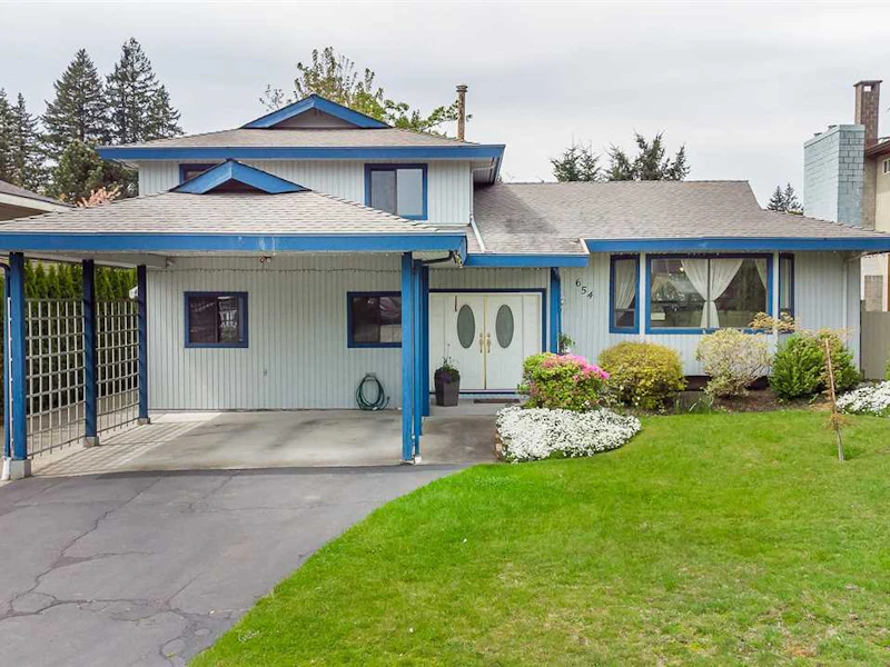 654 Newport Street, Coquitlam BC V3J 7H7