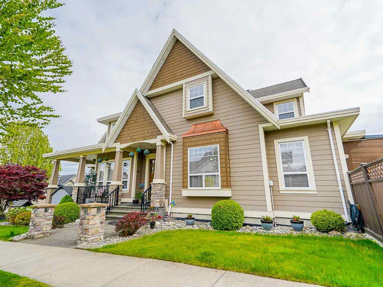 18938 54a Avenue, Surrey, BC, V3S 6R4