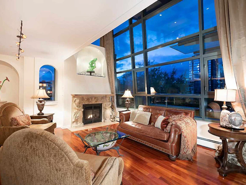 PH8 - 1688 Robson Street, Vancouver BC V6G 1C7