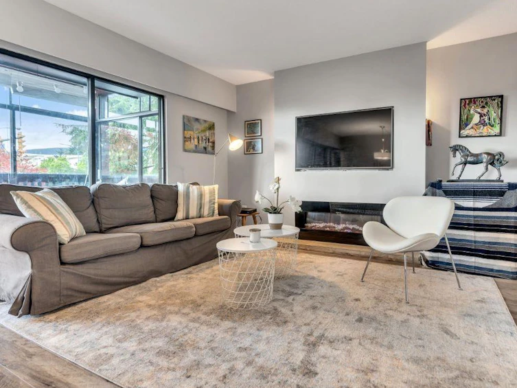 204-101 E 29th Street, North Vancouver, BC, V7N 1C5