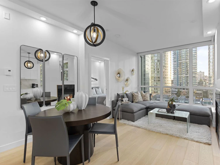 804-1239 W Georgia Street, Vancouver, BC, V6E 4R8
