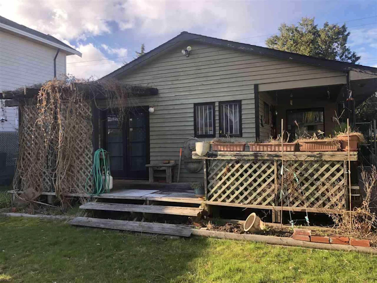 13890 92 Avenue, Surrey, BC, V3V 1J2