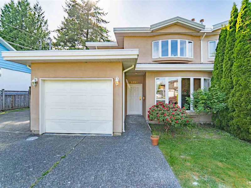 5285 Smith Avenue, Burnaby BC V5H 2K5