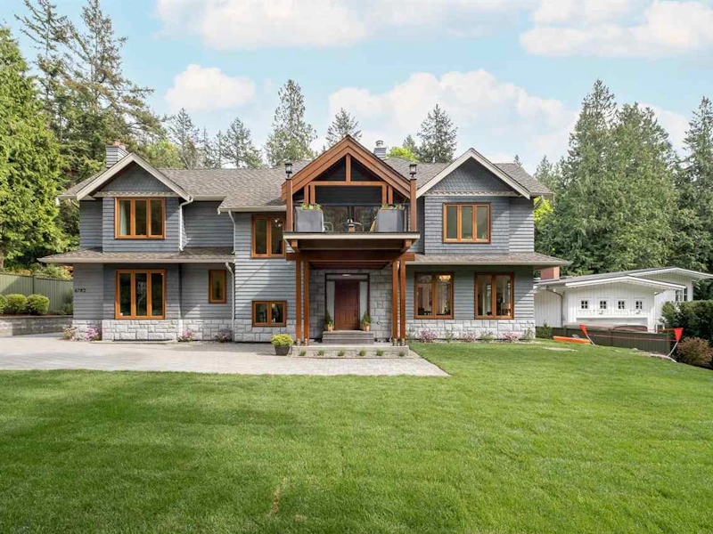 6782 Dufferin Avenue, West Vancouver BC V7W 2K2