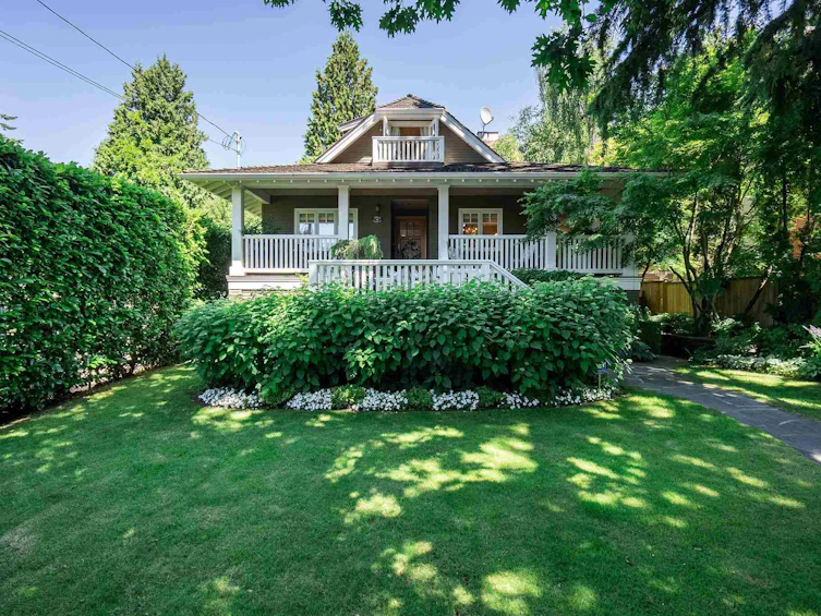 2065 Fulton Avenue, West Vancouver, BC, V7V 1T3