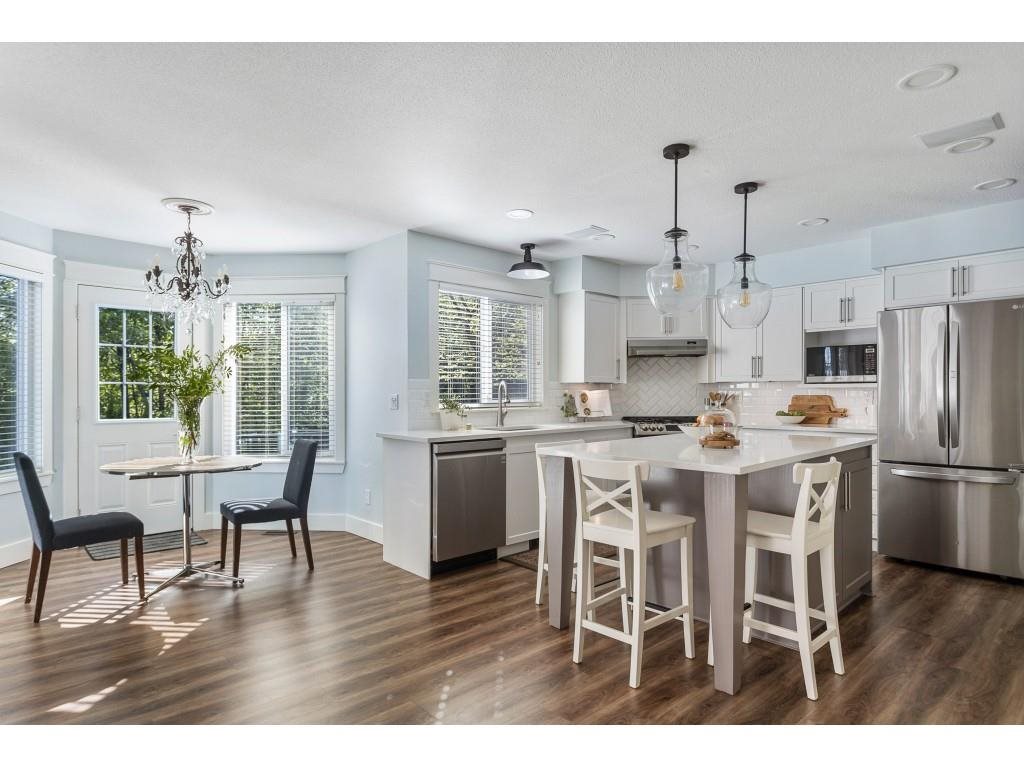 2902 Valleyvista Drive, Coquitlam, BC, V3E 2P3