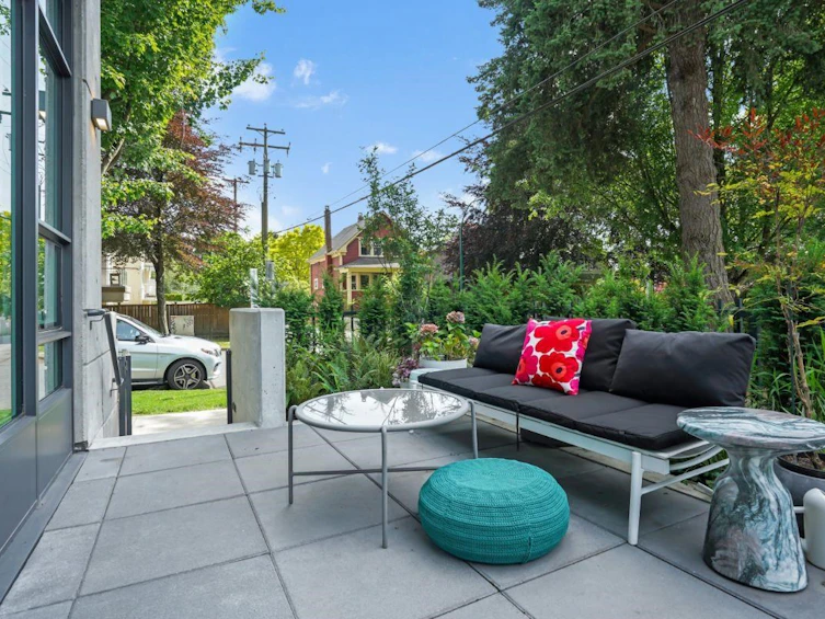 101-717 W 17 Avenue, Vancouver, BC, V5Z 1V1