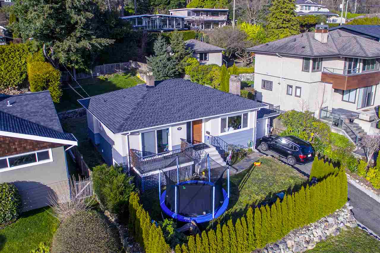 1145 Lawson Avenue, West Vancouver, BC, V7T 2E4