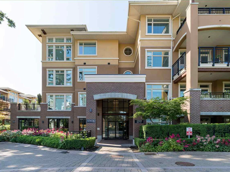402 - 15360 20th Avenue, Surrey BC V4A 2A3