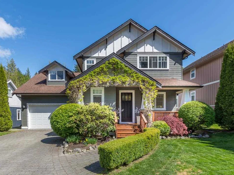 38634 Cherry Drive, Squamish BC V0N 0C2