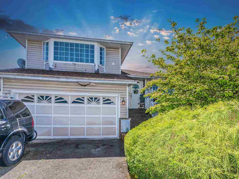 12032 Chestnut Crescent, Pitt Meadows BC V3Y 2L6