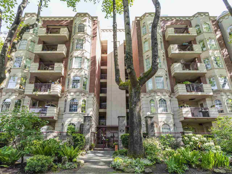 303 - 888 Bute Street, Vancouver BC V6E 1Y5