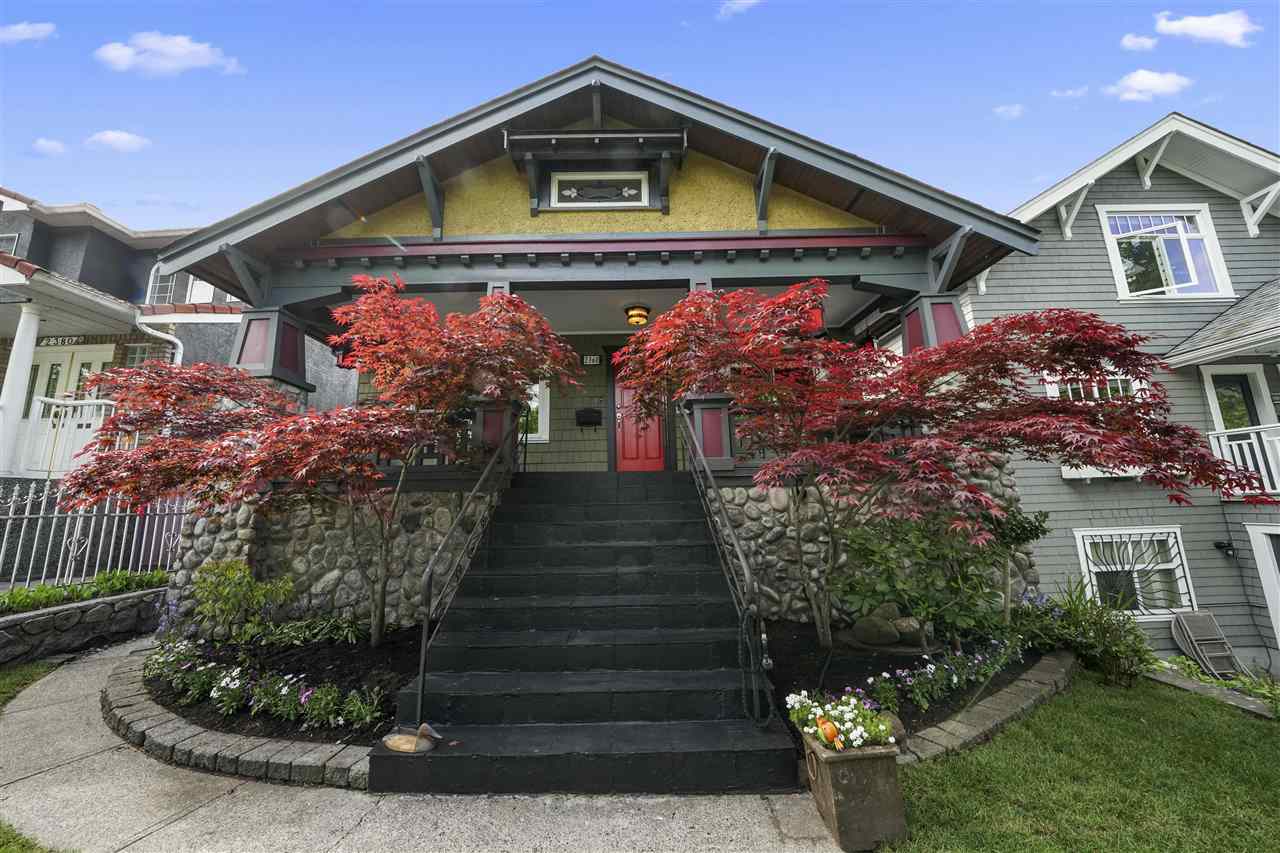 2360 E 4th Avenue, Vancouver, BC, V5N 1L1